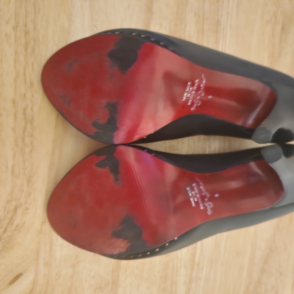 Boston Proper black bootie..made in Brazil..Sergio Zelar..zipper on heel 5"heel. - Picture 2 of 7